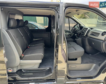 Черный Рено Трафик, объемом двигателя 1.6 л и пробегом 210 тыс. км за 19800 $, фото 16 на Automoto.ua