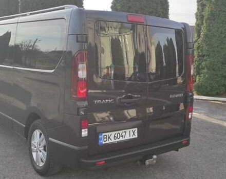 Чорний Рено Трафік, об'ємом двигуна 1.6 л та пробігом 227 тис. км за 18800 $, фото 5 на Automoto.ua