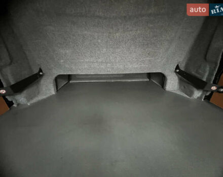 Черный Рено Трафик, объемом двигателя 1.6 л и пробегом 265 тыс. км за 19700 $, фото 64 на Automoto.ua