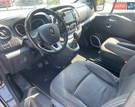 Черный Рено Трафик, объемом двигателя 2 л и пробегом 223 тыс. км за 32500 $, фото 24 на Automoto.ua