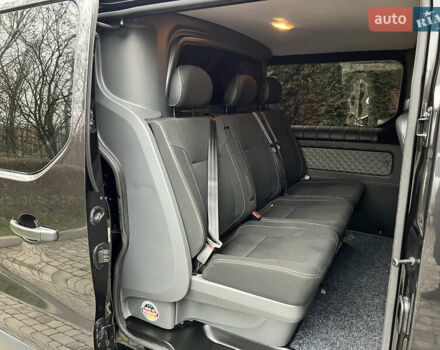 Черный Рено Трафик, объемом двигателя 1.6 л и пробегом 265 тыс. км за 19700 $, фото 50 на Automoto.ua