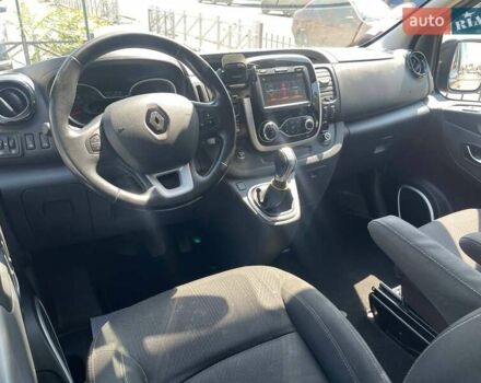 Черный Рено Трафик, объемом двигателя 2 л и пробегом 223 тыс. км за 32500 $, фото 11 на Automoto.ua