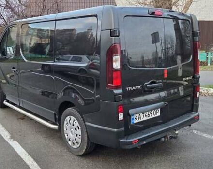 Черный Рено Трафик, объемом двигателя 1.6 л и пробегом 276 тыс. км за 15000 $, фото 6 на Automoto.ua