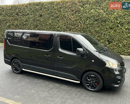 Черный Рено Трафик, объемом двигателя 1.6 л и пробегом 265 тыс. км за 19700 $, фото 28 на Automoto.ua