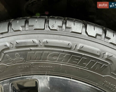 Черный Рено Трафик, объемом двигателя 1.6 л и пробегом 265 тыс. км за 19700 $, фото 22 на Automoto.ua