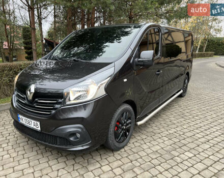 Черный Рено Трафик, объемом двигателя 1.6 л и пробегом 265 тыс. км за 19700 $, фото 73 на Automoto.ua