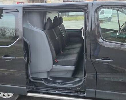 Черный Рено Трафик, объемом двигателя 1.6 л и пробегом 276 тыс. км за 15000 $, фото 10 на Automoto.ua