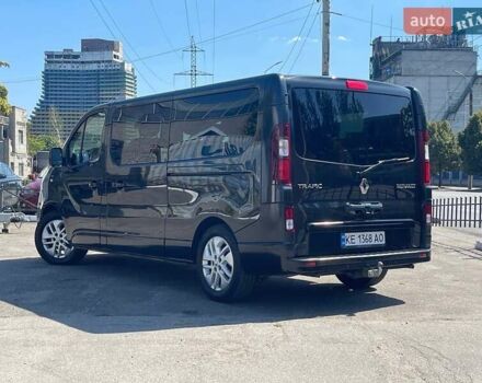 Черный Рено Трафик, объемом двигателя 2 л и пробегом 223 тыс. км за 32500 $, фото 6 на Automoto.ua