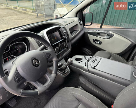 Черный Рено Трафик, объемом двигателя 1.6 л и пробегом 210 тыс. км за 19800 $, фото 14 на Automoto.ua