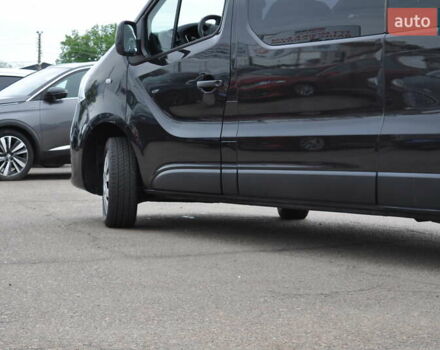 Черный Рено Трафик, объемом двигателя 2 л и пробегом 166 тыс. км за 27800 $, фото 11 на Automoto.ua