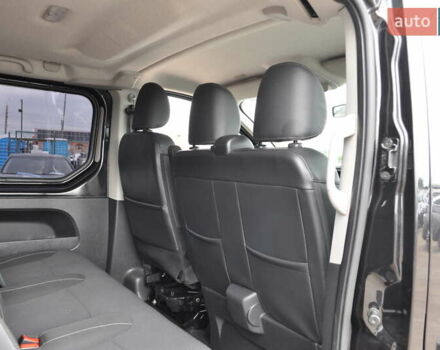 Черный Рено Трафик, объемом двигателя 2 л и пробегом 166 тыс. км за 27800 $, фото 32 на Automoto.ua