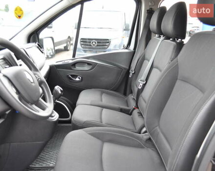 Черный Рено Трафик, объемом двигателя 2 л и пробегом 166 тыс. км за 27800 $, фото 46 на Automoto.ua