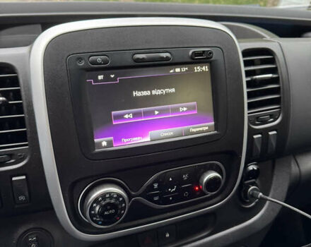 Черный Рено Трафик, объемом двигателя 2 л и пробегом 148 тыс. км за 28700 $, фото 12 на Automoto.ua