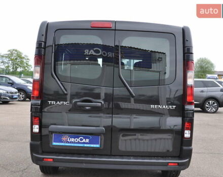 Черный Рено Трафик, объемом двигателя 2 л и пробегом 166 тыс. км за 27800 $, фото 7 на Automoto.ua