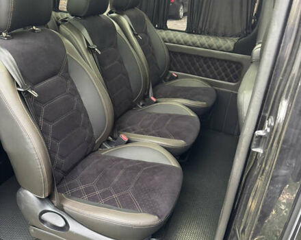 Черный Рено Трафик, объемом двигателя 2 л и пробегом 148 тыс. км за 28700 $, фото 4 на Automoto.ua