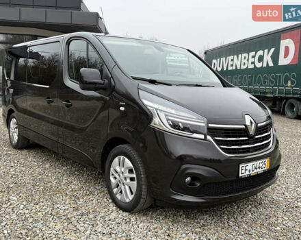 Чорний Рено Трафік, об'ємом двигуна 2 л та пробігом 250 тис. км за 29900 $, фото 4 на Automoto.ua