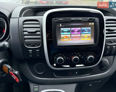 Черный Рено Трафик, объемом двигателя 2 л и пробегом 200 тыс. км за 21500 $, фото 23 на Automoto.ua