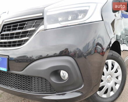 Черный Рено Трафик, объемом двигателя 2 л и пробегом 166 тыс. км за 27800 $, фото 21 на Automoto.ua