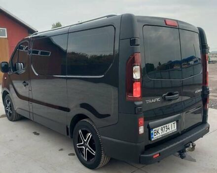 Черный Рено Трафик, объемом двигателя 2 л и пробегом 172 тыс. км за 21700 $, фото 14 на Automoto.ua