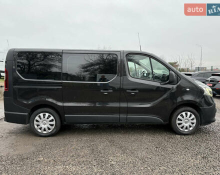 Черный Рено Трафик, объемом двигателя 2 л и пробегом 200 тыс. км за 21500 $, фото 5 на Automoto.ua