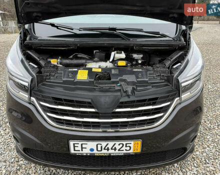 Чорний Рено Трафік, об'ємом двигуна 2 л та пробігом 250 тис. км за 29900 $, фото 7 на Automoto.ua