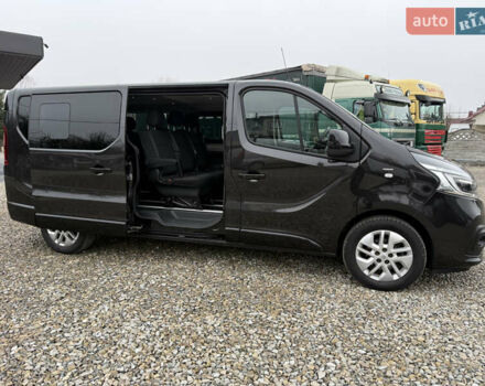 Чорний Рено Трафік, об'ємом двигуна 2 л та пробігом 250 тис. км за 29900 $, фото 37 на Automoto.ua