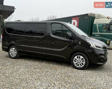 Чорний Рено Трафік, об'ємом двигуна 2 л та пробігом 250 тис. км за 29900 $, фото 55 на Automoto.ua