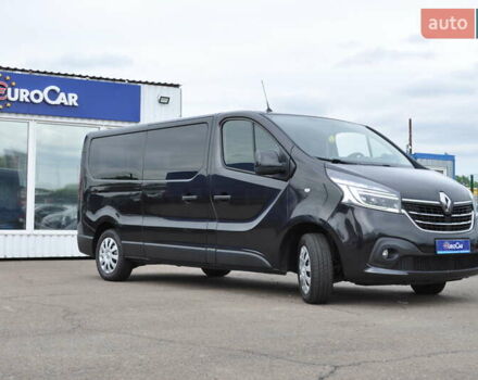 Черный Рено Трафик, объемом двигателя 2 л и пробегом 166 тыс. км за 27800 $, фото 3 на Automoto.ua