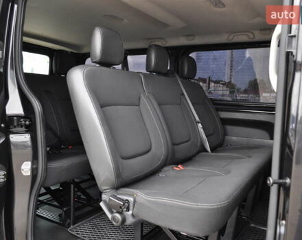 Черный Рено Трафик, объемом двигателя 2 л и пробегом 166 тыс. км за 27800 $, фото 30 на Automoto.ua