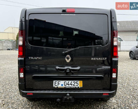 Чорний Рено Трафік, об'ємом двигуна 2 л та пробігом 250 тис. км за 29900 $, фото 11 на Automoto.ua