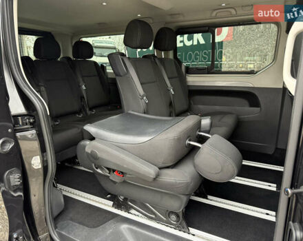 Чорний Рено Трафік, об'ємом двигуна 2 л та пробігом 250 тис. км за 29900 $, фото 27 на Automoto.ua