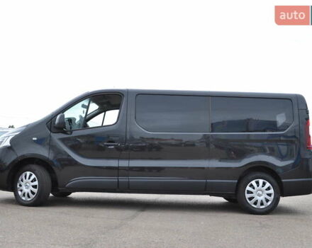 Черный Рено Трафик, объемом двигателя 2 л и пробегом 166 тыс. км за 27800 $, фото 12 на Automoto.ua