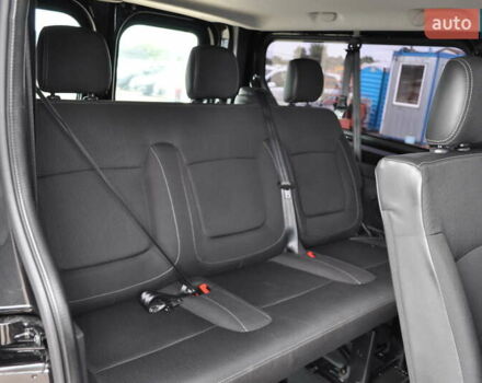 Черный Рено Трафик, объемом двигателя 2 л и пробегом 166 тыс. км за 27800 $, фото 33 на Automoto.ua