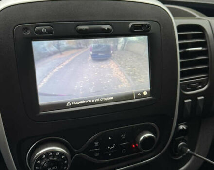 Черный Рено Трафик, объемом двигателя 2 л и пробегом 148 тыс. км за 28700 $, фото 13 на Automoto.ua