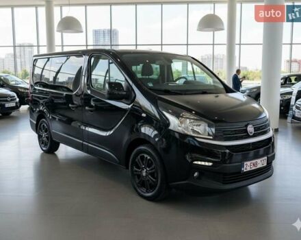 Чорний Рено Трафік, об'ємом двигуна 2 л та пробігом 163 тис. км за 19900 $, фото 1 на Automoto.ua