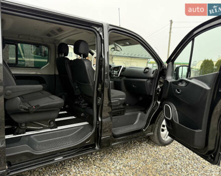 Чорний Рено Трафік, об'ємом двигуна 2 л та пробігом 250 тис. км за 29900 $, фото 15 на Automoto.ua