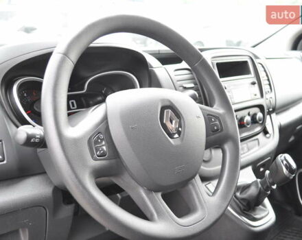 Черный Рено Трафик, объемом двигателя 2 л и пробегом 166 тыс. км за 27800 $, фото 48 на Automoto.ua