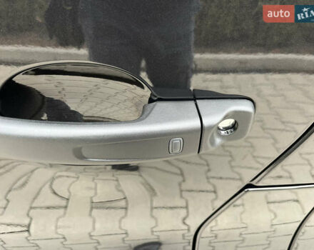 Чорний Рено Трафік, об'ємом двигуна 2 л та пробігом 16 тис. км за 34500 $, фото 9 на Automoto.ua