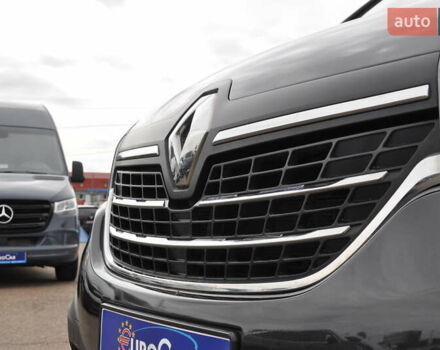 Черный Рено Трафик, объемом двигателя 2 л и пробегом 166 тыс. км за 27800 $, фото 22 на Automoto.ua