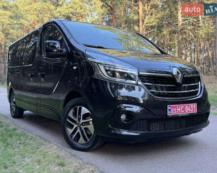 Черный Рено Трафик, объемом двигателя 2 л и пробегом 160 тыс. км за 33800 $, фото 17 на Automoto.ua
