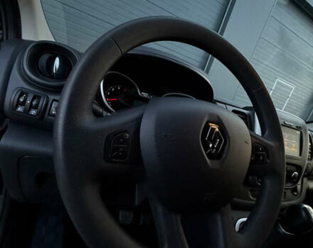 Черный Рено Трафик, объемом двигателя 2 л и пробегом 168 тыс. км за 23999 $, фото 65 на Automoto.ua