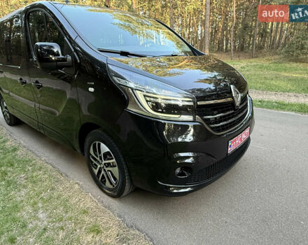Черный Рено Трафик, объемом двигателя 2 л и пробегом 160 тыс. км за 33800 $, фото 25 на Automoto.ua