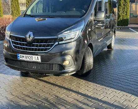 Черный Рено Трафик, объемом двигателя 2 л и пробегом 174 тыс. км за 31400 $, фото 6 на Automoto.ua