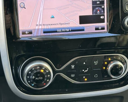 Черный Рено Трафик, объемом двигателя 2 л и пробегом 174 тыс. км за 31400 $, фото 31 на Automoto.ua