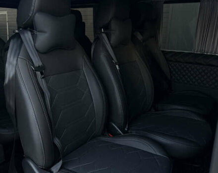 Черный Рено Трафик, объемом двигателя 2 л и пробегом 168 тыс. км за 23999 $, фото 32 на Automoto.ua