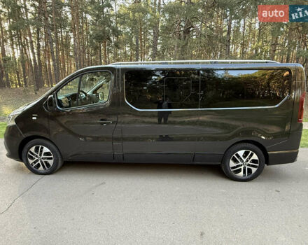 Черный Рено Трафик, объемом двигателя 2 л и пробегом 160 тыс. км за 33800 $, фото 7 на Automoto.ua