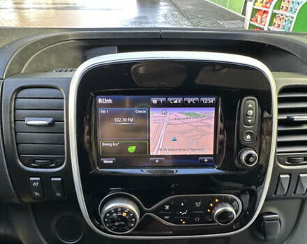 Черный Рено Трафик, объемом двигателя 2 л и пробегом 174 тыс. км за 31400 $, фото 32 на Automoto.ua