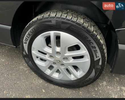 Черный Рено Трафик, объемом двигателя 2 л и пробегом 174 тыс. км за 31400 $, фото 22 на Automoto.ua