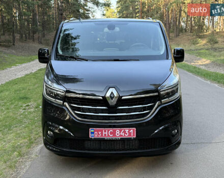 Черный Рено Трафик, объемом двигателя 2 л и пробегом 160 тыс. км за 33800 $, фото 3 на Automoto.ua