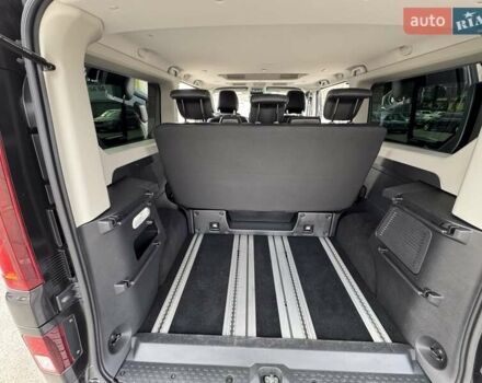 Чорний Рено Трафік, об'ємом двигуна 2 л та пробігом 85 тис. км за 39500 $, фото 13 на Automoto.ua